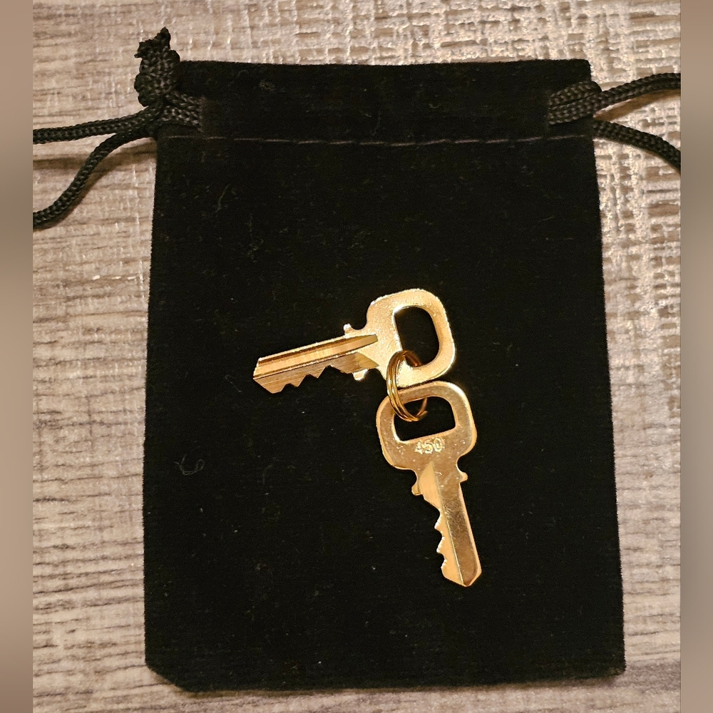Louis Vuitton Brass Keys #450